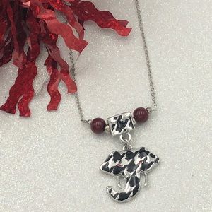 🌼 Houndstooth Elephant Necklace Alabama